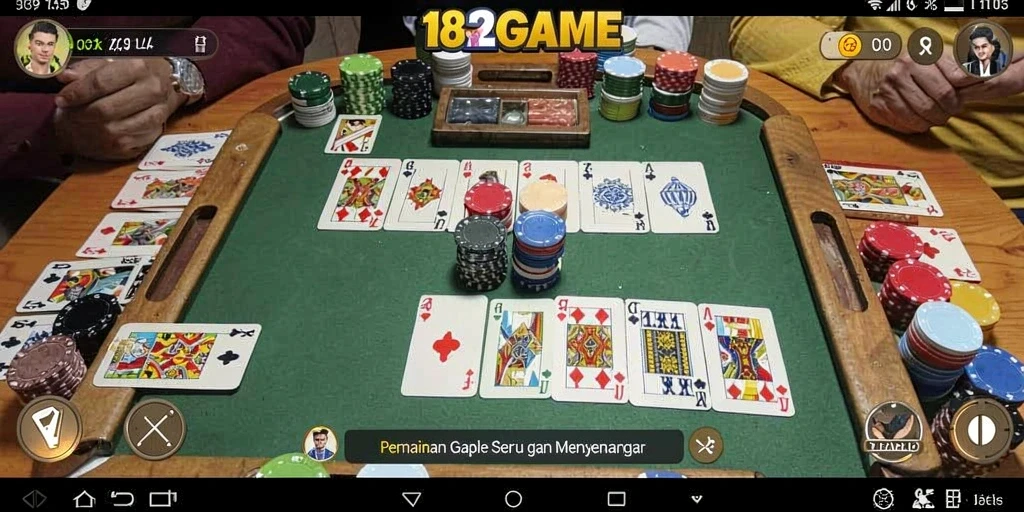 Screenshot gameplay 182GAME yang menampilkan permainan Gaple yang menegangkan.